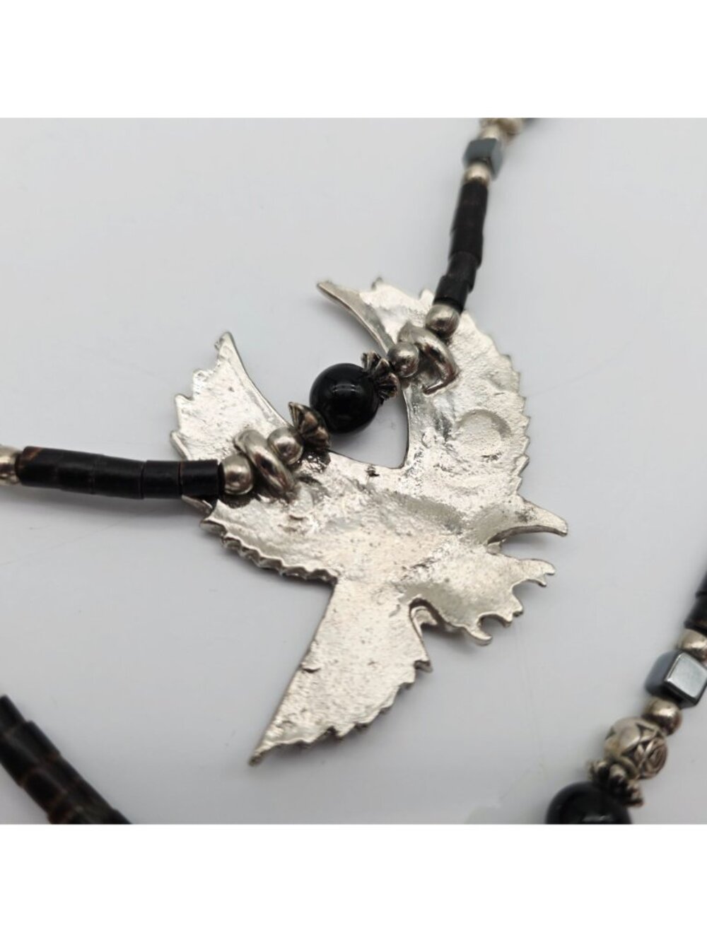 Vintage Black Beaded Necklace With Silver Eagle Pendant 13" Drop - Picture 8 of 8